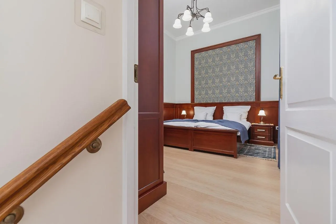 Elegant Apartments 크라쿠프 2*,  폴란드