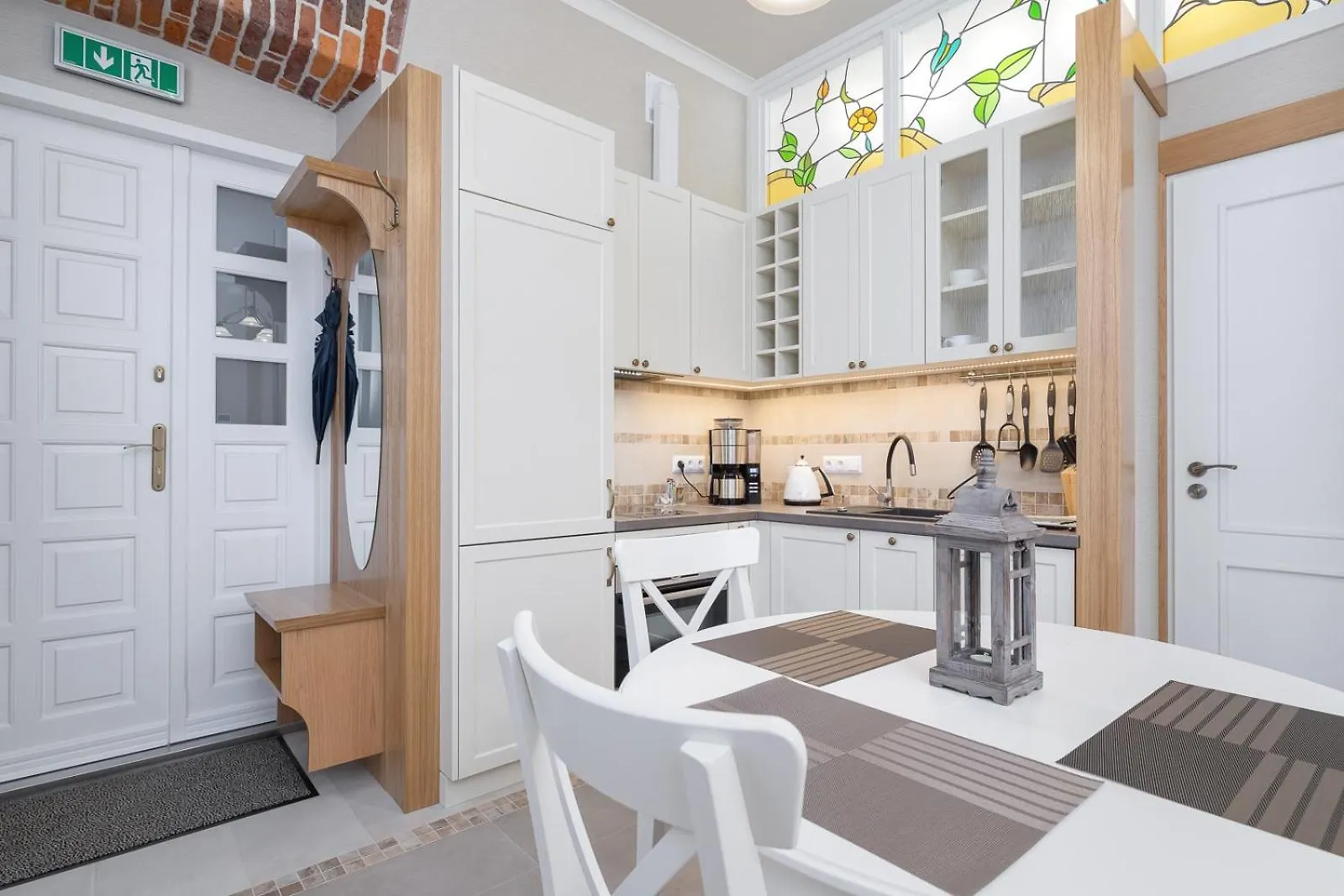 Elegant Apartments 크라쿠프 2*,